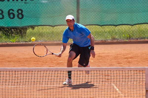 Bild zum Beitrag „Lupenreines 9:0 – TC klettert auf Platz 2“