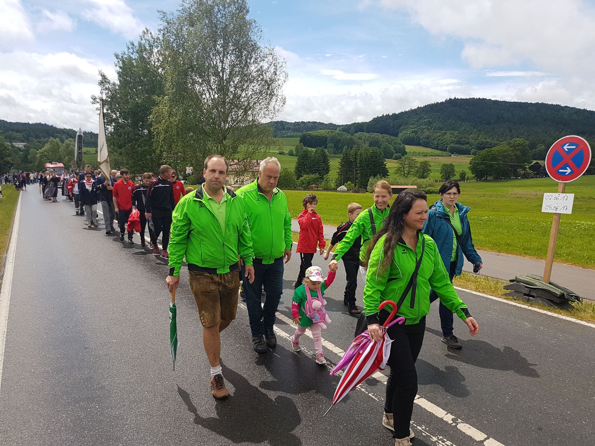 Bild zum Beitrag „Umzug 125-jähriges Jubiläum Feuerwehr Prosdorf“